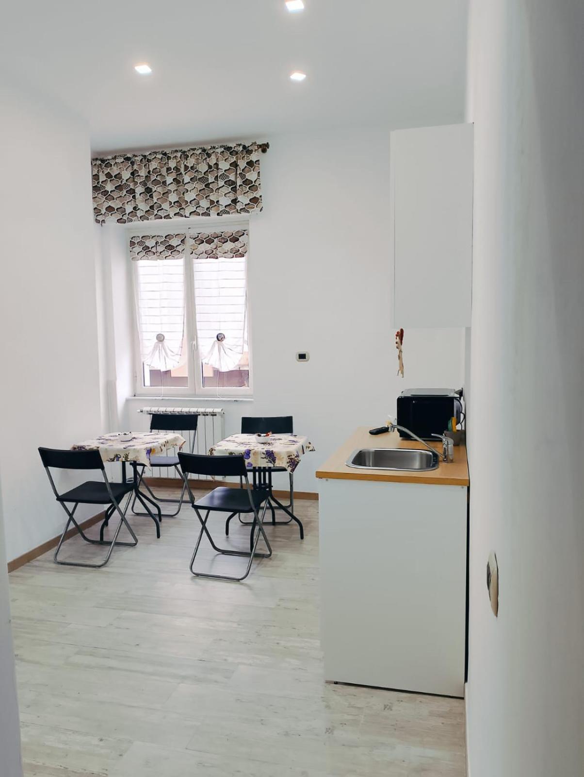 B&B Airport Serenity Suites Νάπολη Εξωτερικό φωτογραφία